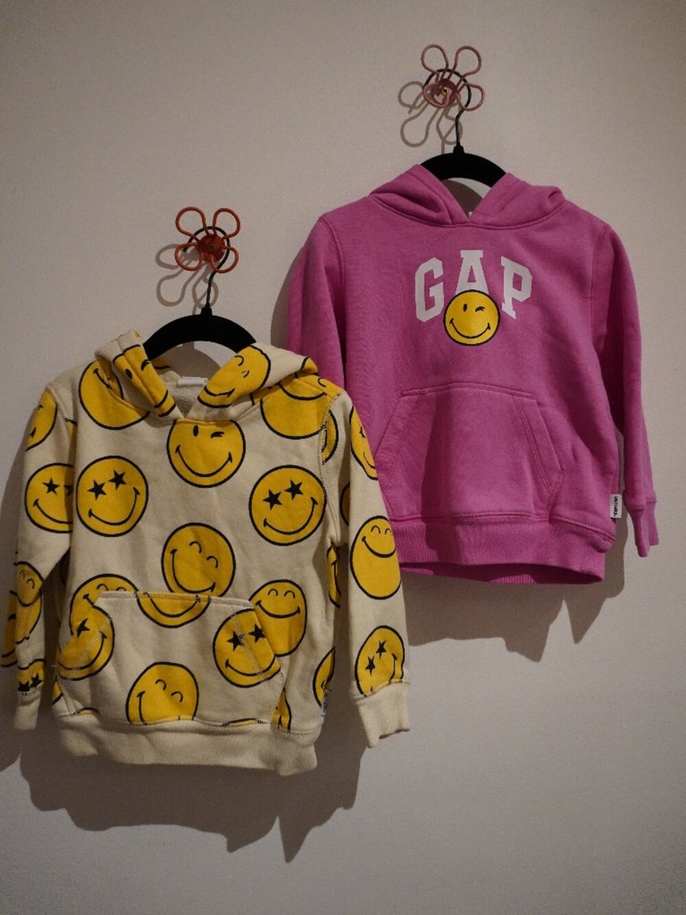 Gap SmileyWorld Collab Sweatshirts 2T Cream Pink Cotton